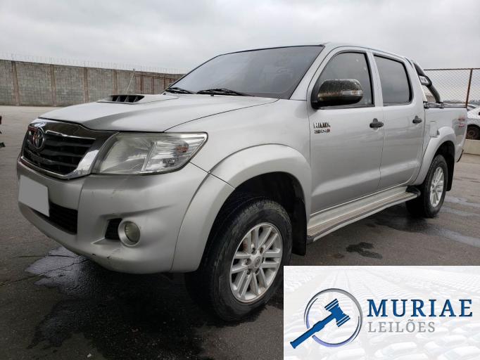 TOYOTA HILUX 12/12